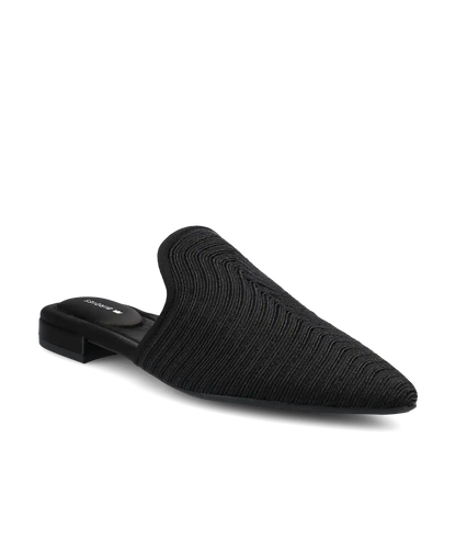 The Goldfinch 15 Mule - Black Braiding