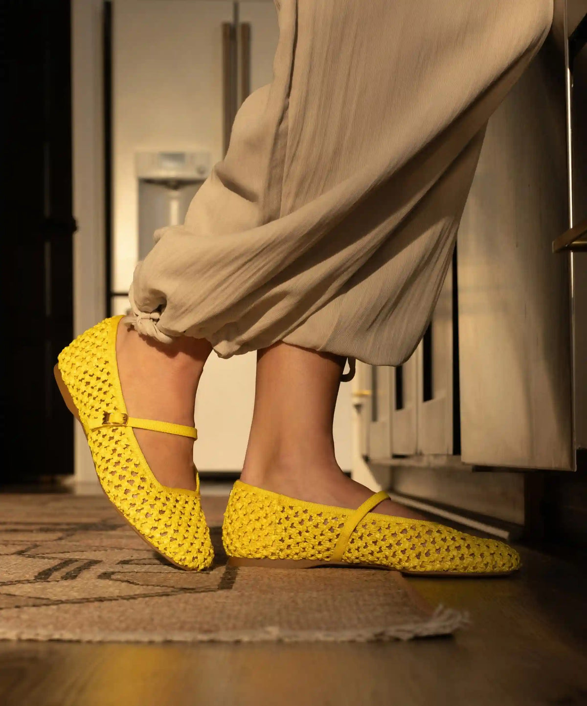 The Hummingbird Mary Jane - Sunflower Openweave